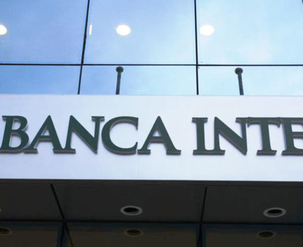 Banca Intesa responsabile anche per i rapporti definiti prima della cessione con le banche Venete